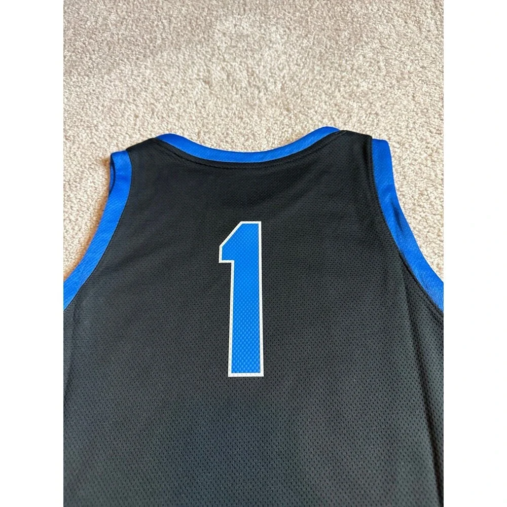 Kentucky Wildcats Nike Youth NWT Basketball Jersey Size Large